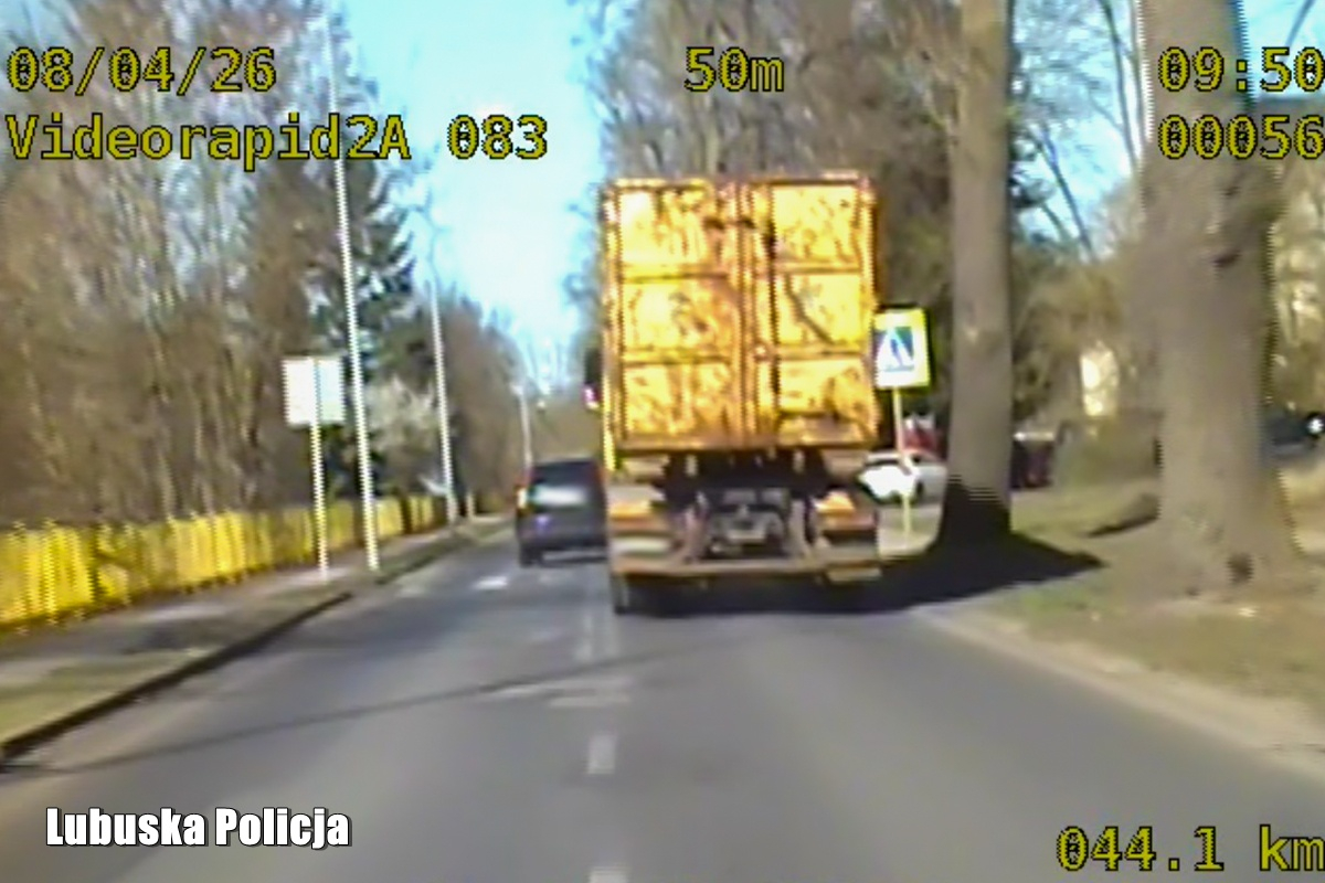 Wyprzedzał Hondą ciężarówkę na przejściu dla pieszych