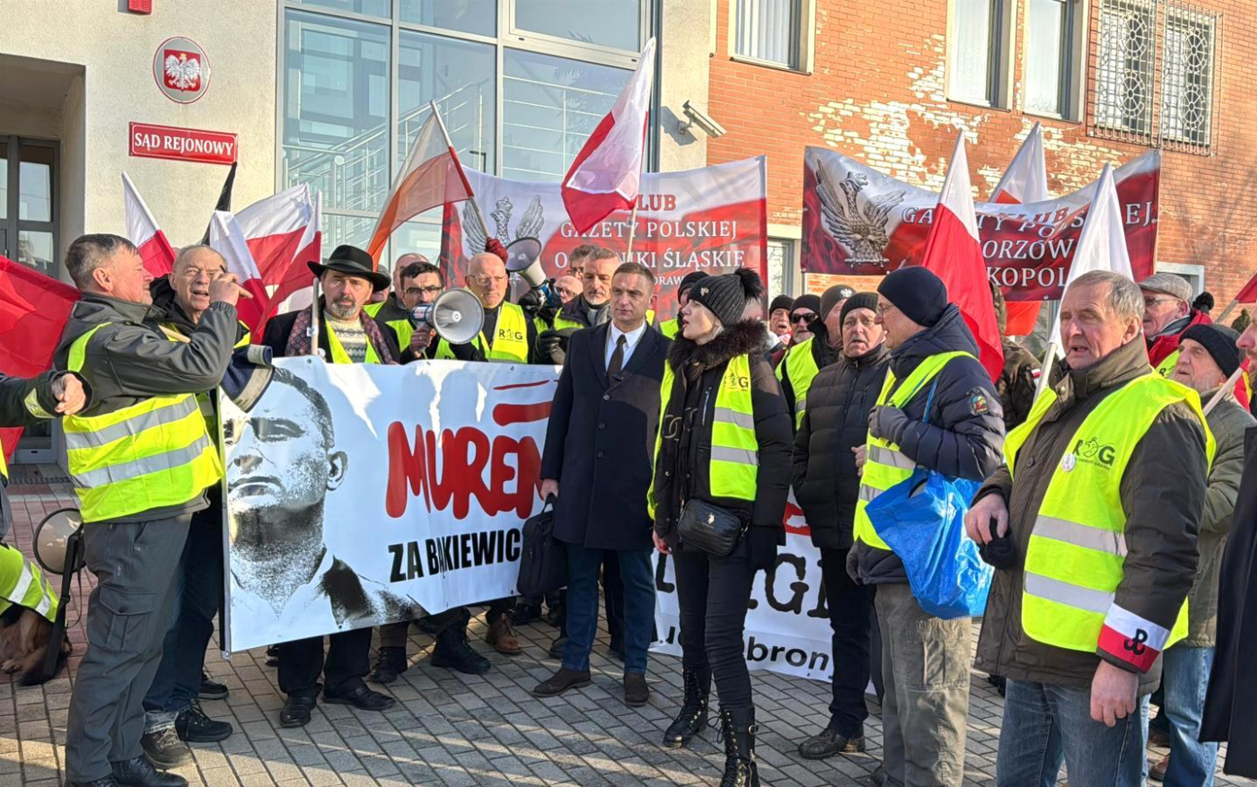 Robert Bąkiewicz ponownie przed sądem. Jest decyzja po zażaleniu prokuratury