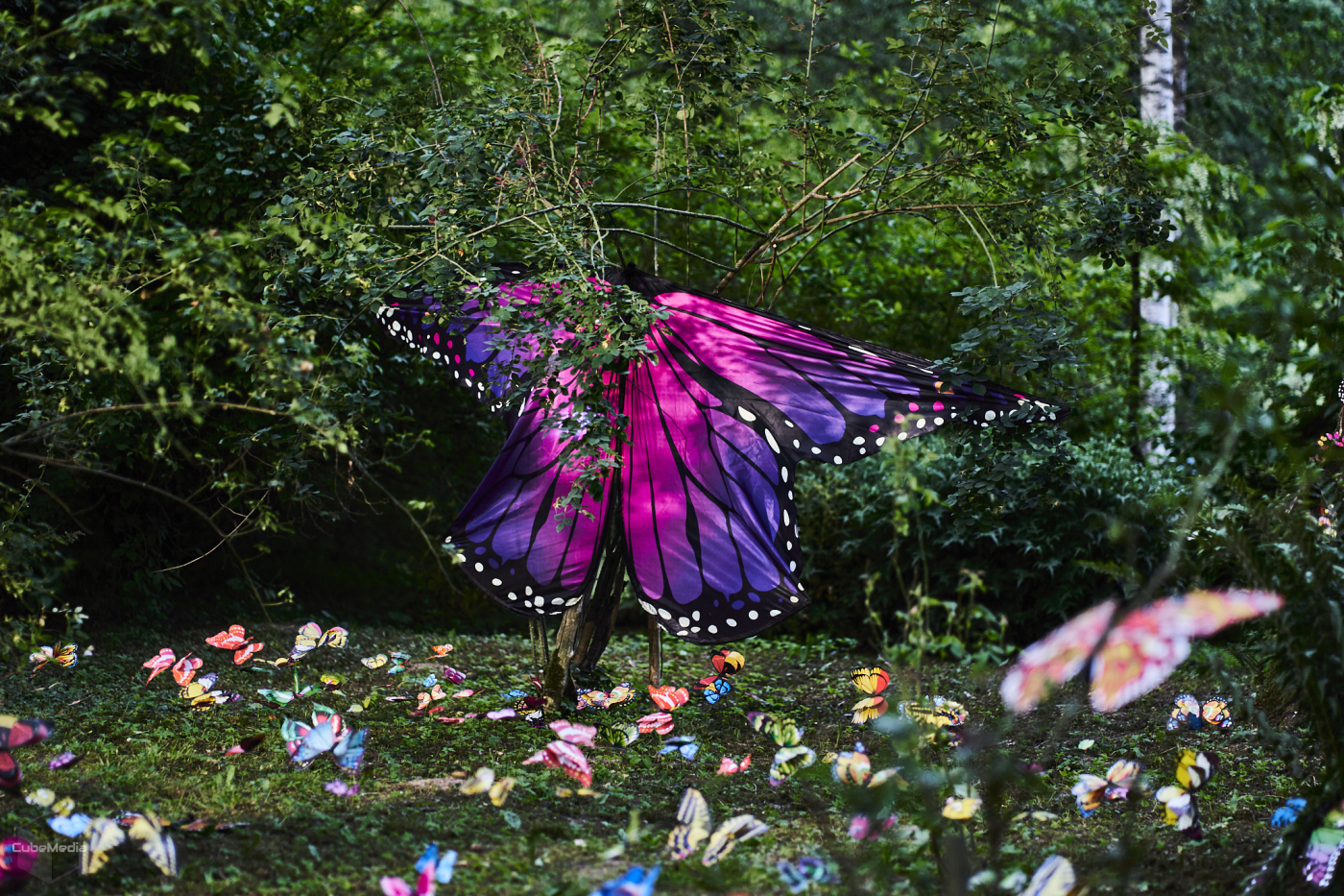 Alicja w Krainie Czarów i Piana Party. Sprawdź bajkową propozycję na 1 maja w Przelewicach