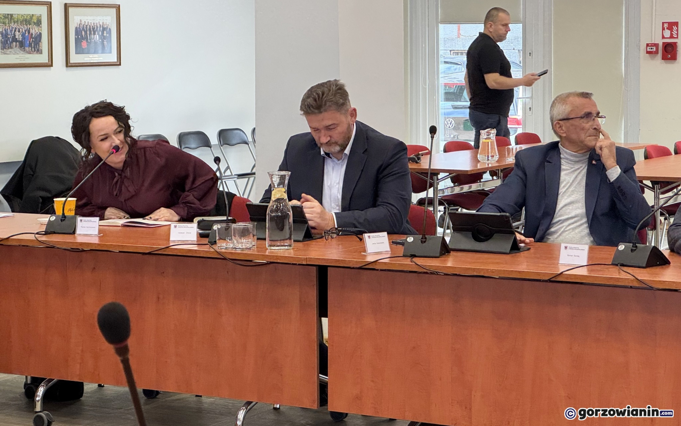 Gorąco w gorzowskiej radzie. Czy radny Zmora będzie musiał pożegnać się z mandatem?