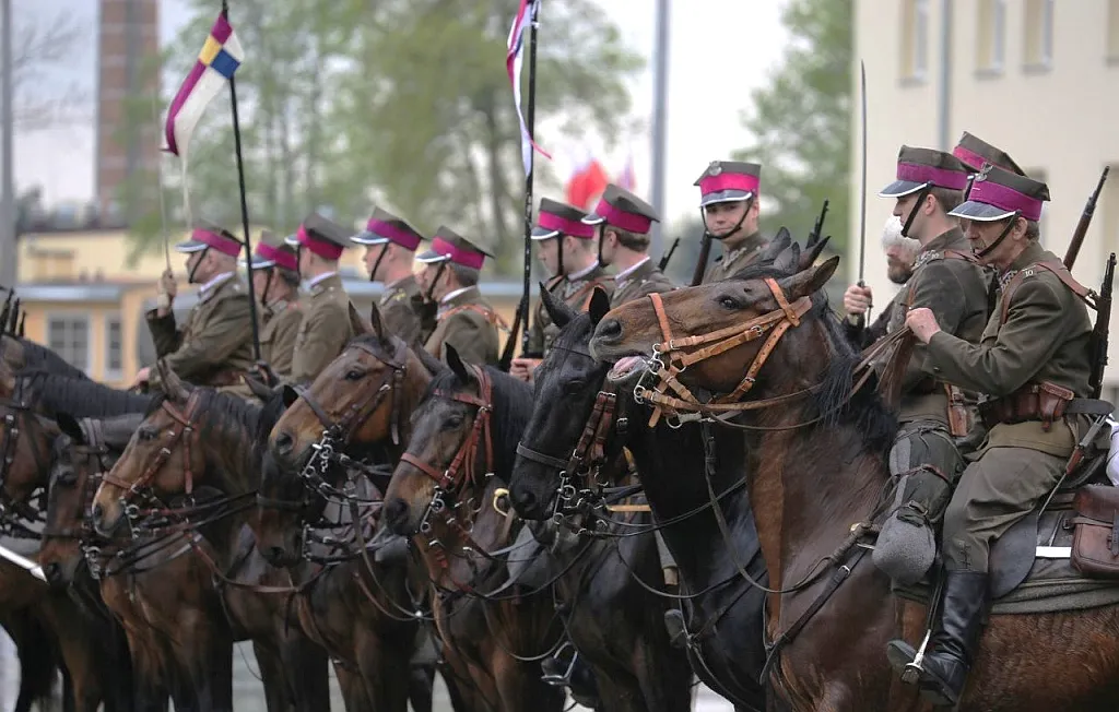 O Szwadronie Kawalerii imienia 10 Pułku Ułanów Litewskich – rozmawiamy z jego komendantem Zdzisławem Pruszyńskim