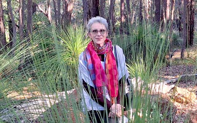 Teresa Podemska-Abt składa człowieka — Eliza A. Falkiewicz