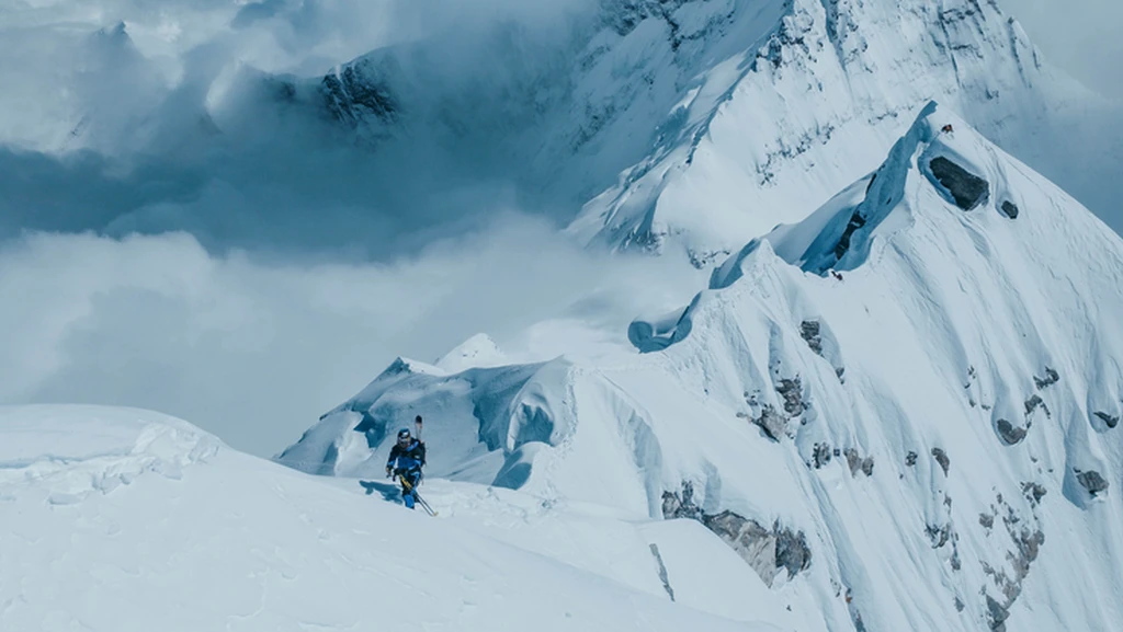 Zdobył Everest bez tlenu i zjechał na nartach. Teraz Bargiel mierzy się z Nanga Parbat