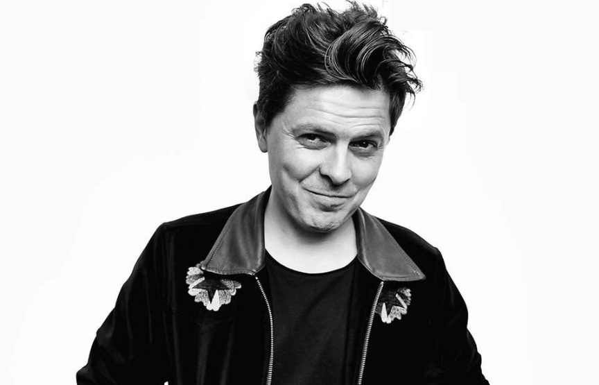 Michael Patrick Kelly – życiorys i charakterystyka postaci, Joelle Verreet