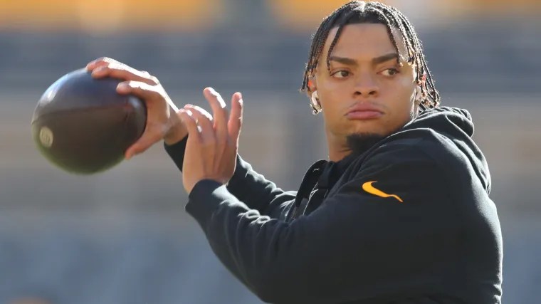 Justin Fields pokazuje, iż w najnowszej praktyce Jets Otas Mike Moraitis •