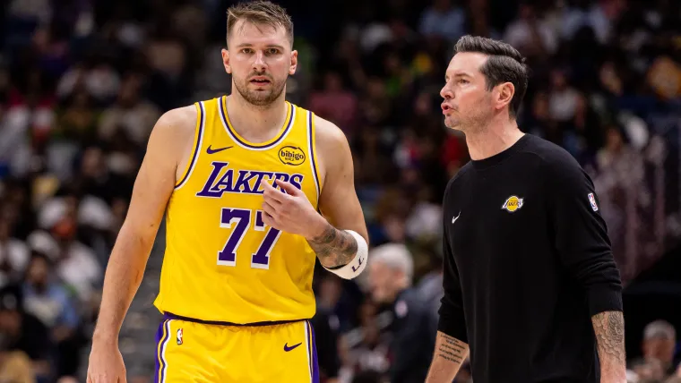 JJ Redick z Lakers ogłasza koszmarną kwotę 104 milionów dolarów, wywierając całą presję na Lukę Dončića Huntera Cookstona