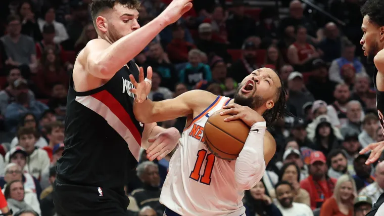 Mike Brown powraca do narracji o „wstrętnej przynęty” dotyczącej gwiazdy Knicks, Jalena Brunsona C. Martina Magsino