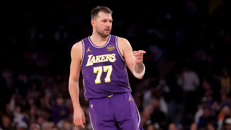 Gwiazda Lakers Luka Doncic otrzymuje głośne poparcie dla MVP NBA od JJ Redicka Jaya Postrado
